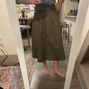 Blu Pepper day to day Mid-Rise Belted Tie Waist Skirt,  Size L, Color Olive